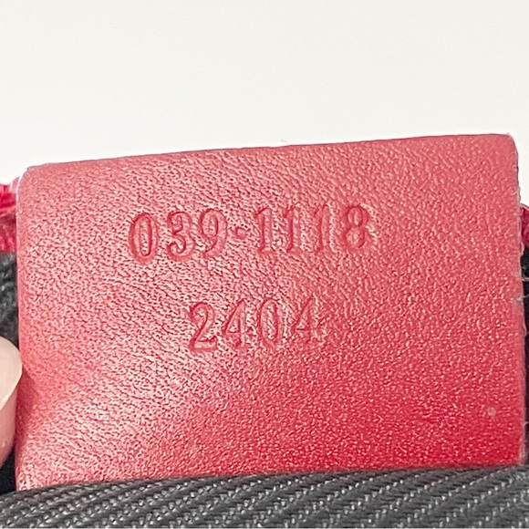 ❤️SOLD❤️Gucci navy blue monogram canvas red leather small cosmetic zip pouch - Picture 12 of 12